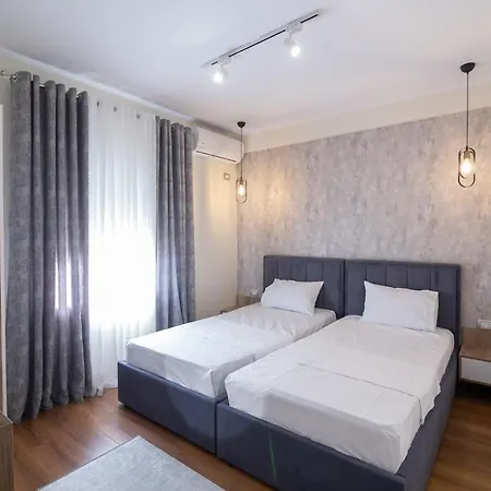 Melnaz 3 Korce